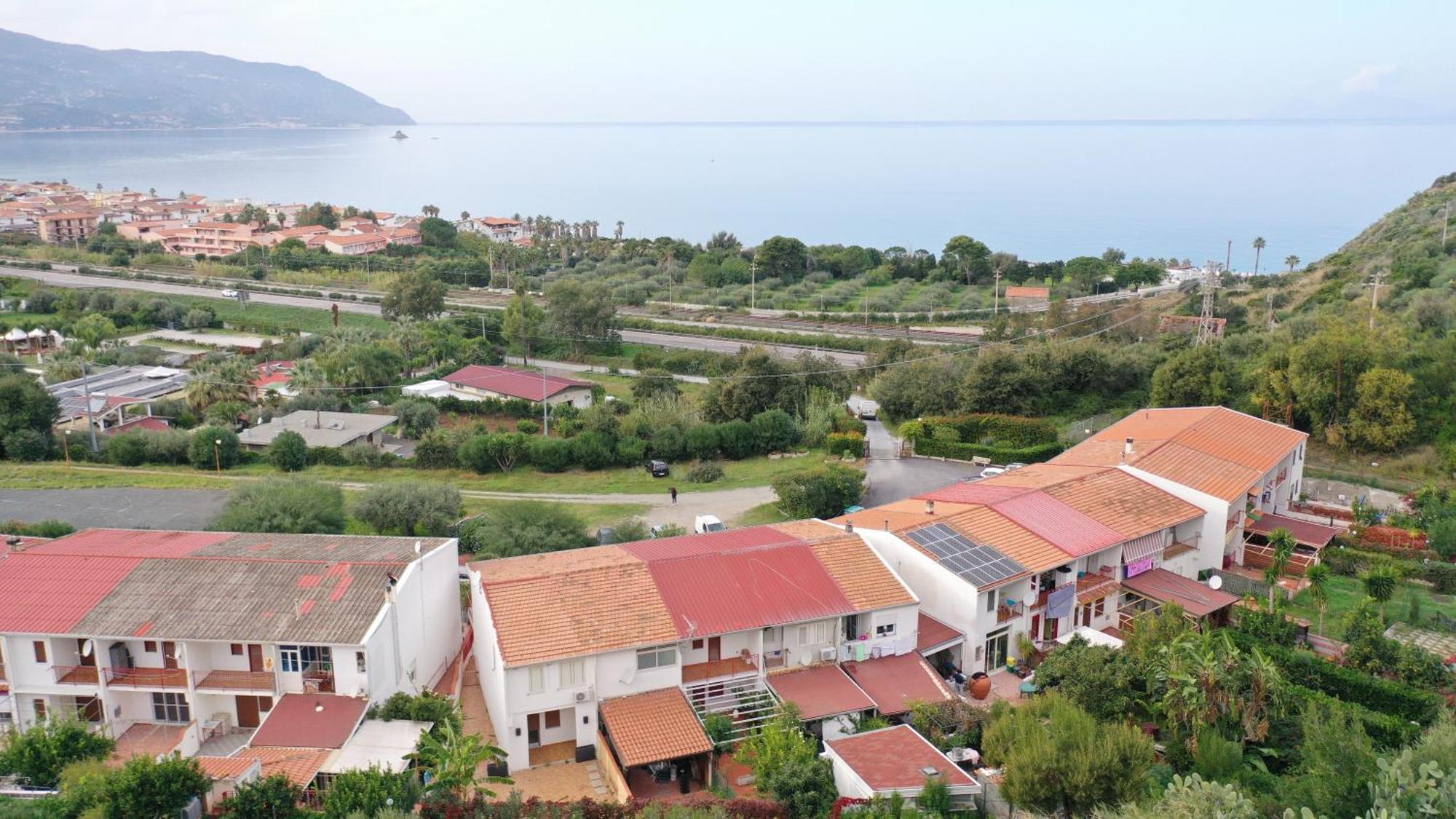 B&B Xenia Пати Екстериор снимка