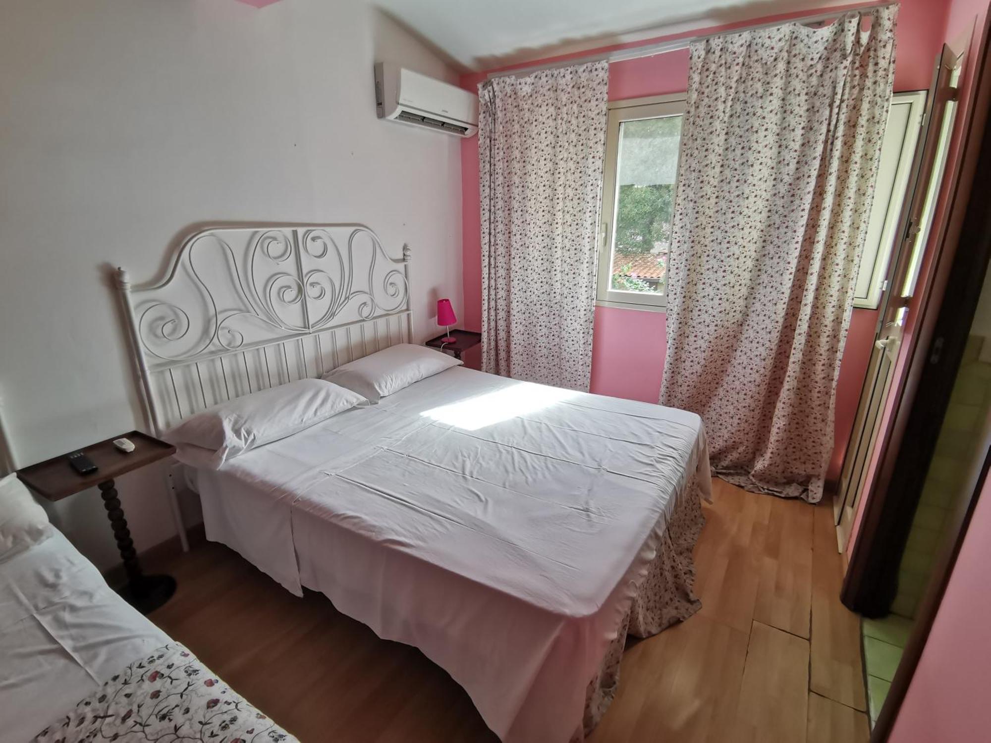 B&B Xenia Пати Екстериор снимка
