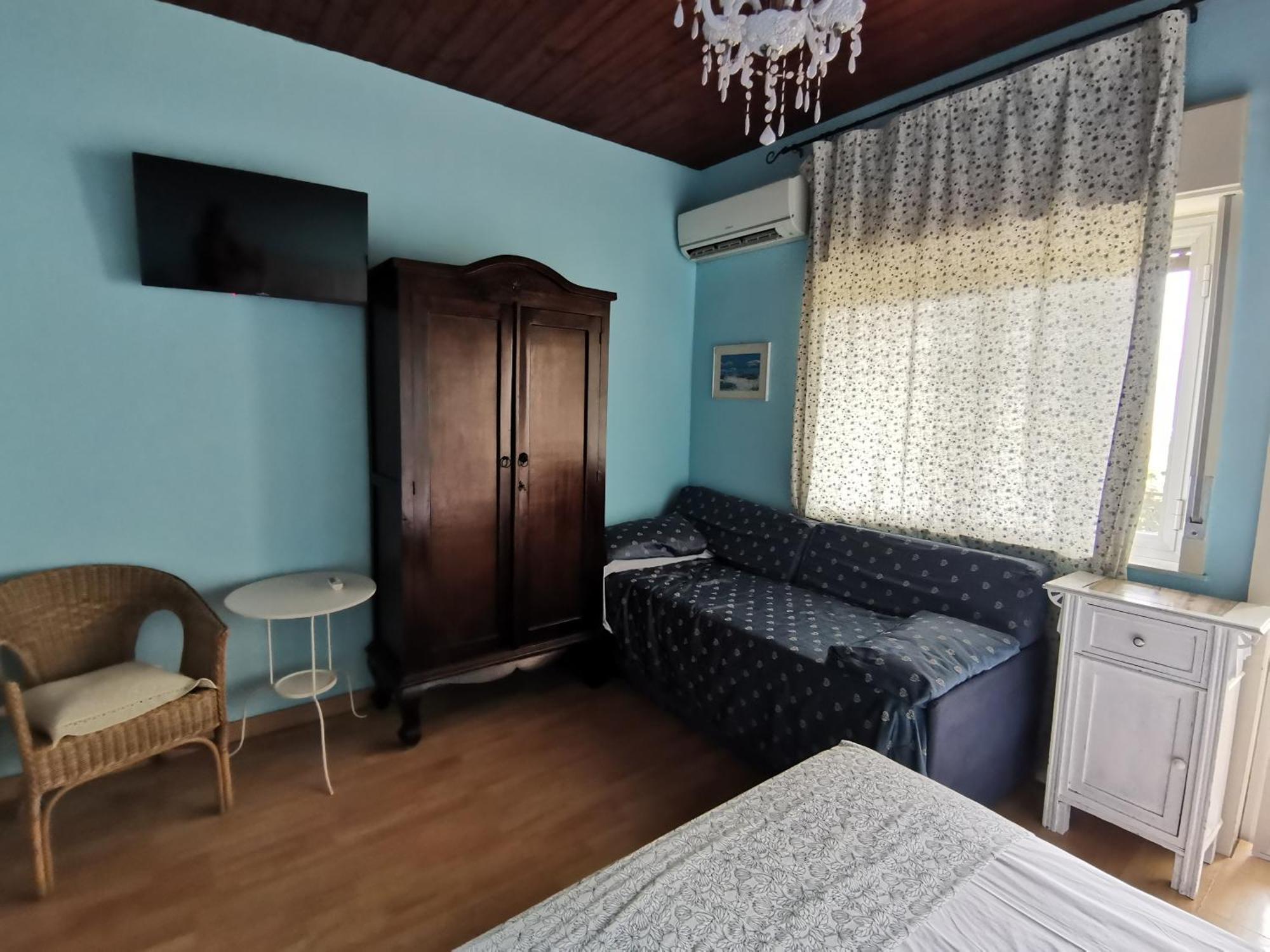 B&B Xenia Пати Екстериор снимка