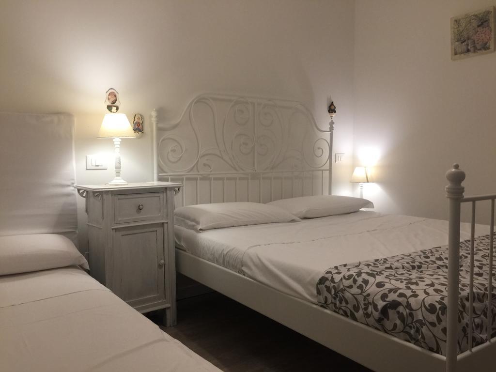 B&B Xenia Пати Екстериор снимка