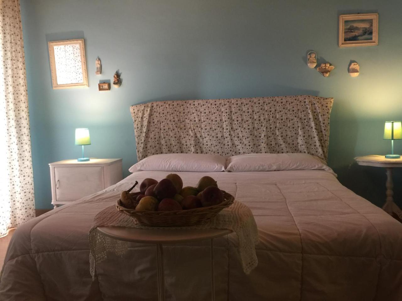 B&B Xenia Пати Екстериор снимка